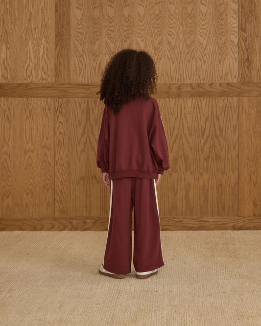 Oversized Sweatshirt + Track Pant in Burgundy