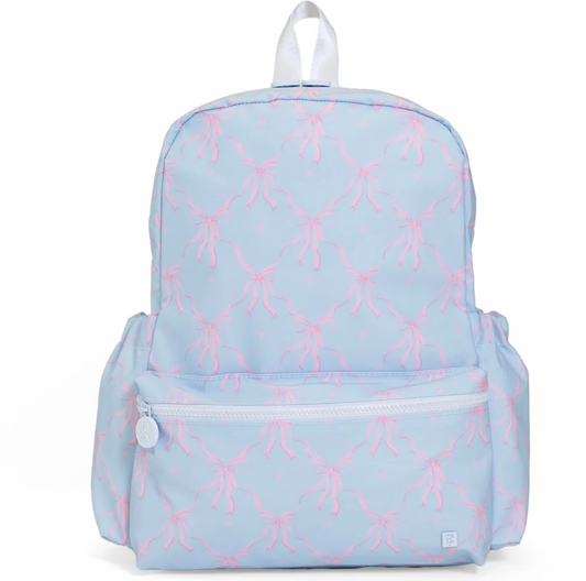 Backpacker in Eloise Bow